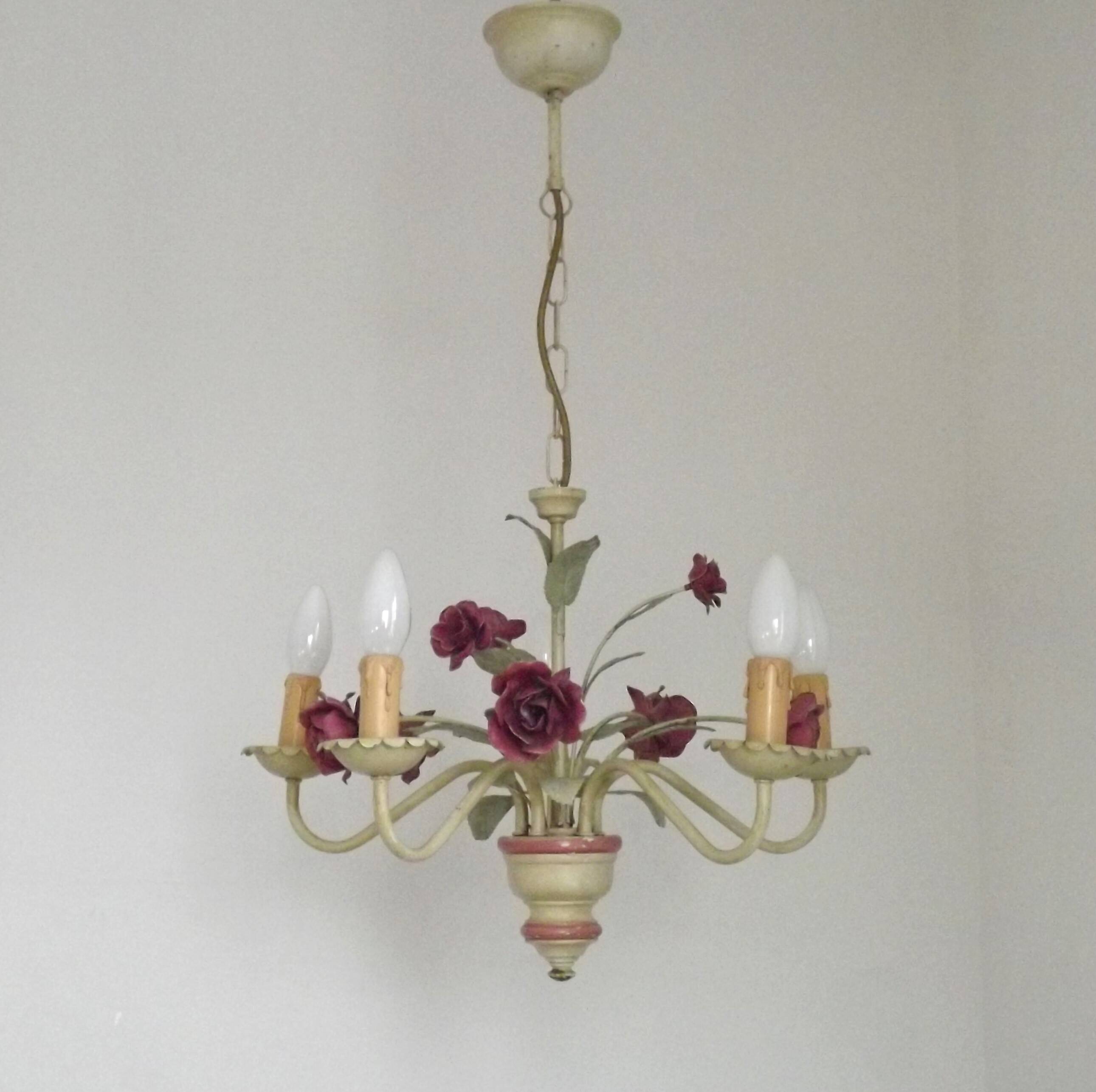 Lustre en métal à décor floral, France