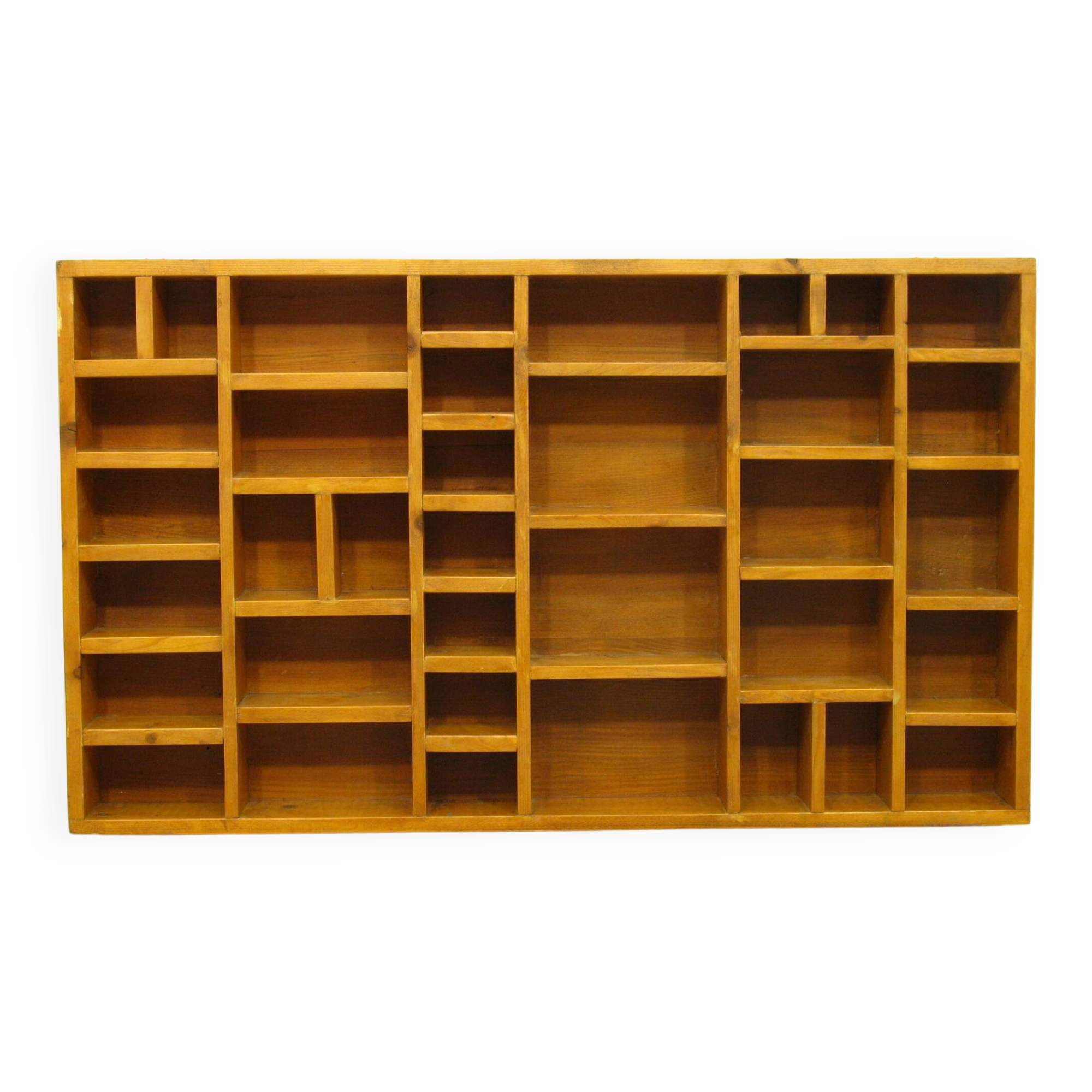 Shelf for figurines vintage display from the 70s