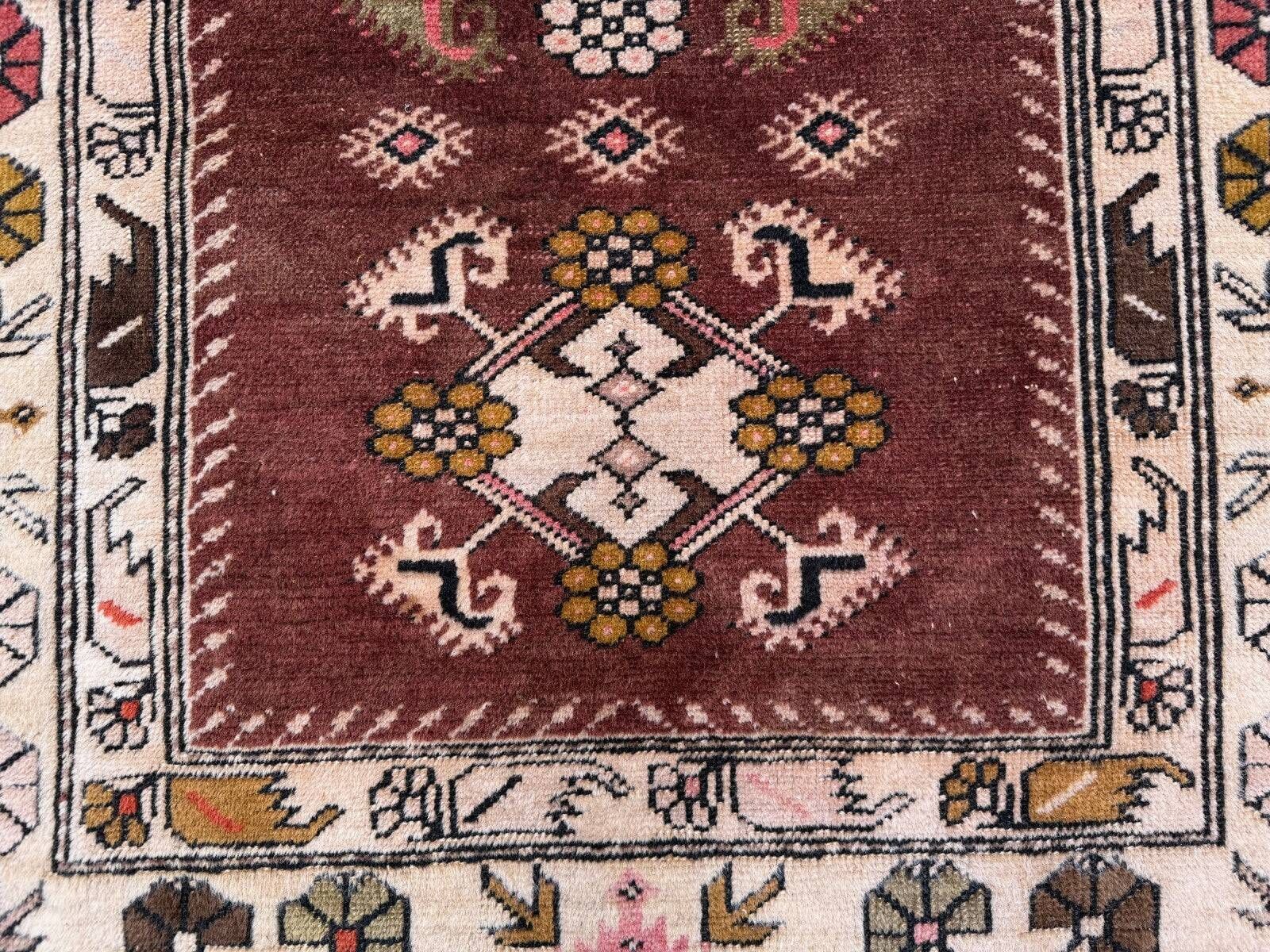 Turkish Milas rug 116x200 cm handmade vintage carpet Ushak 2573