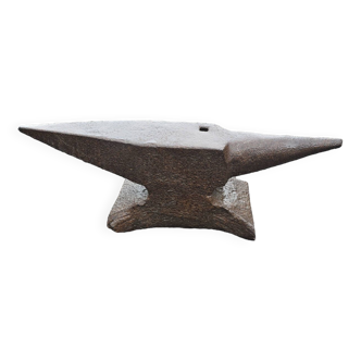 Blacksmith's anvil, 59cms wide