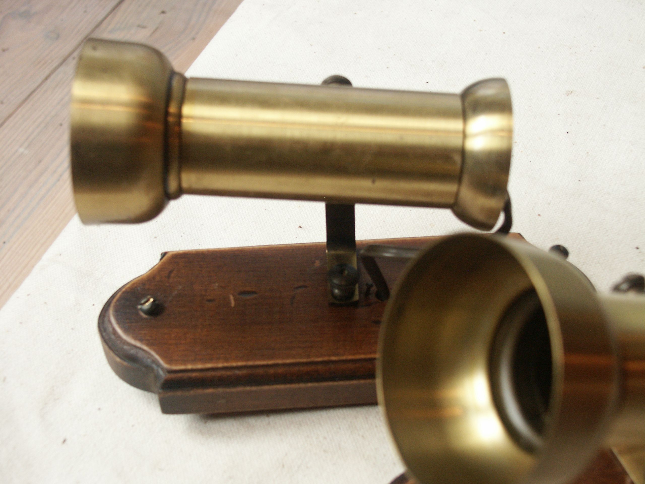 Pair of brass spots and wooden base year 70