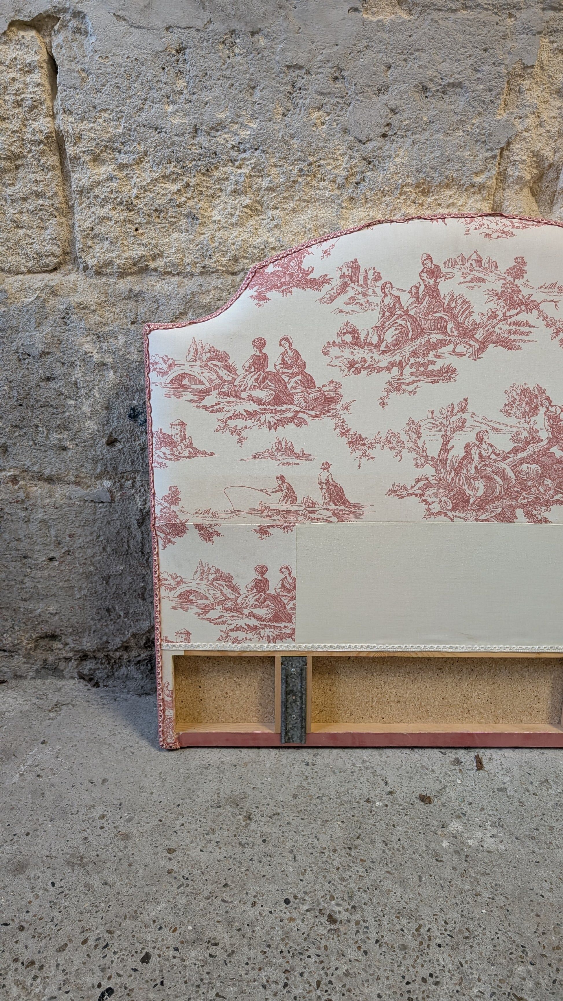 Headboard in toile de Jouy