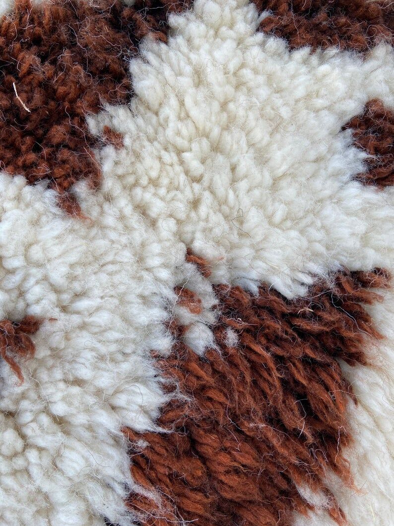 Beni Ouarain wool rug in 185x280 cm wool