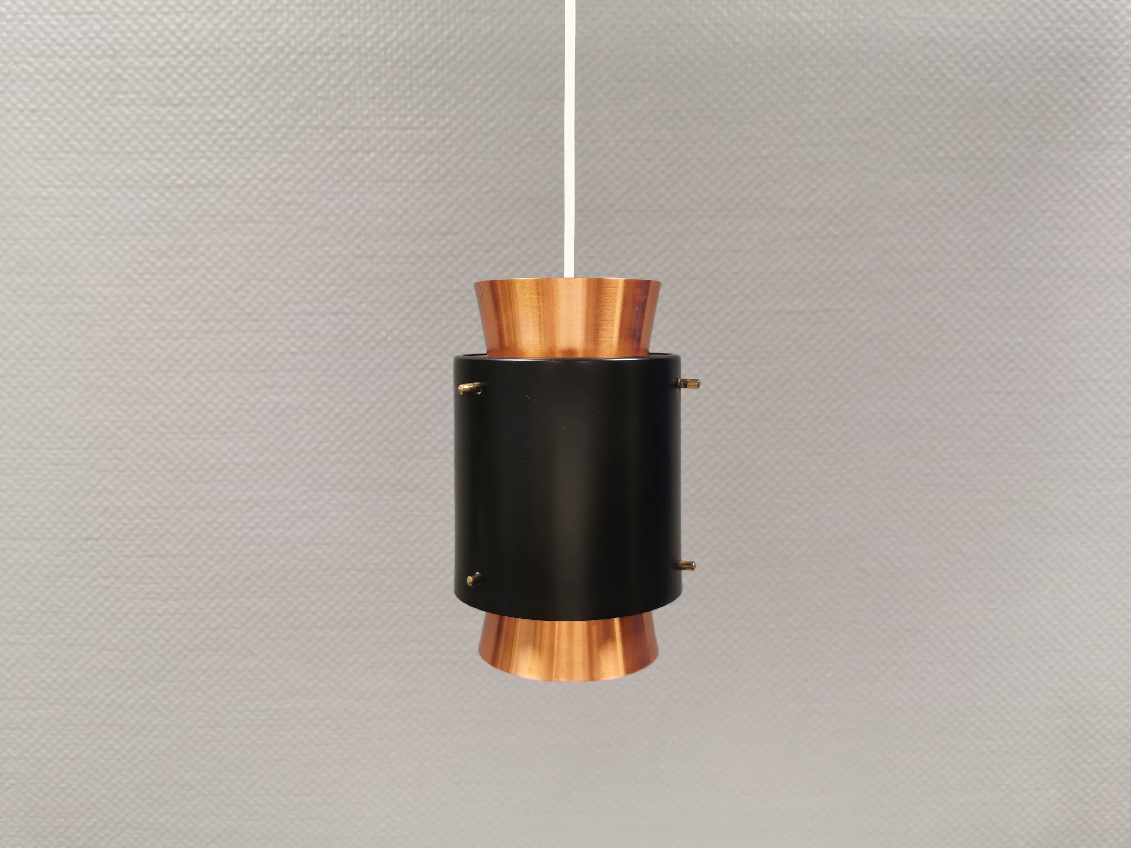 Small Danish hanging lamp from the 1980s in copper colour and black