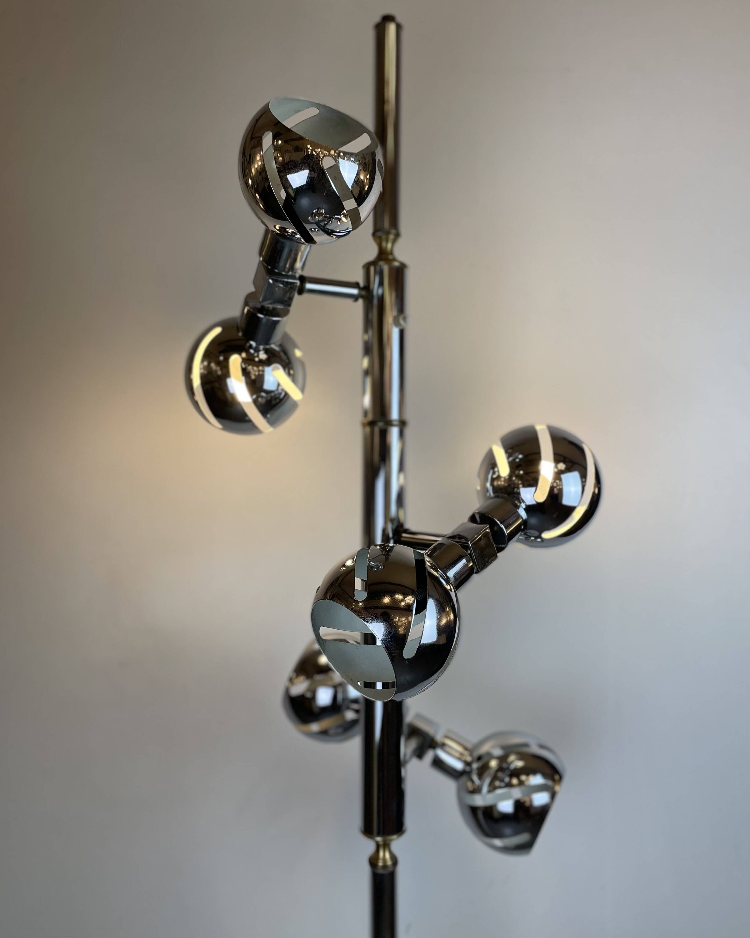 Italian Space-Age Floor Lamp, 1970s