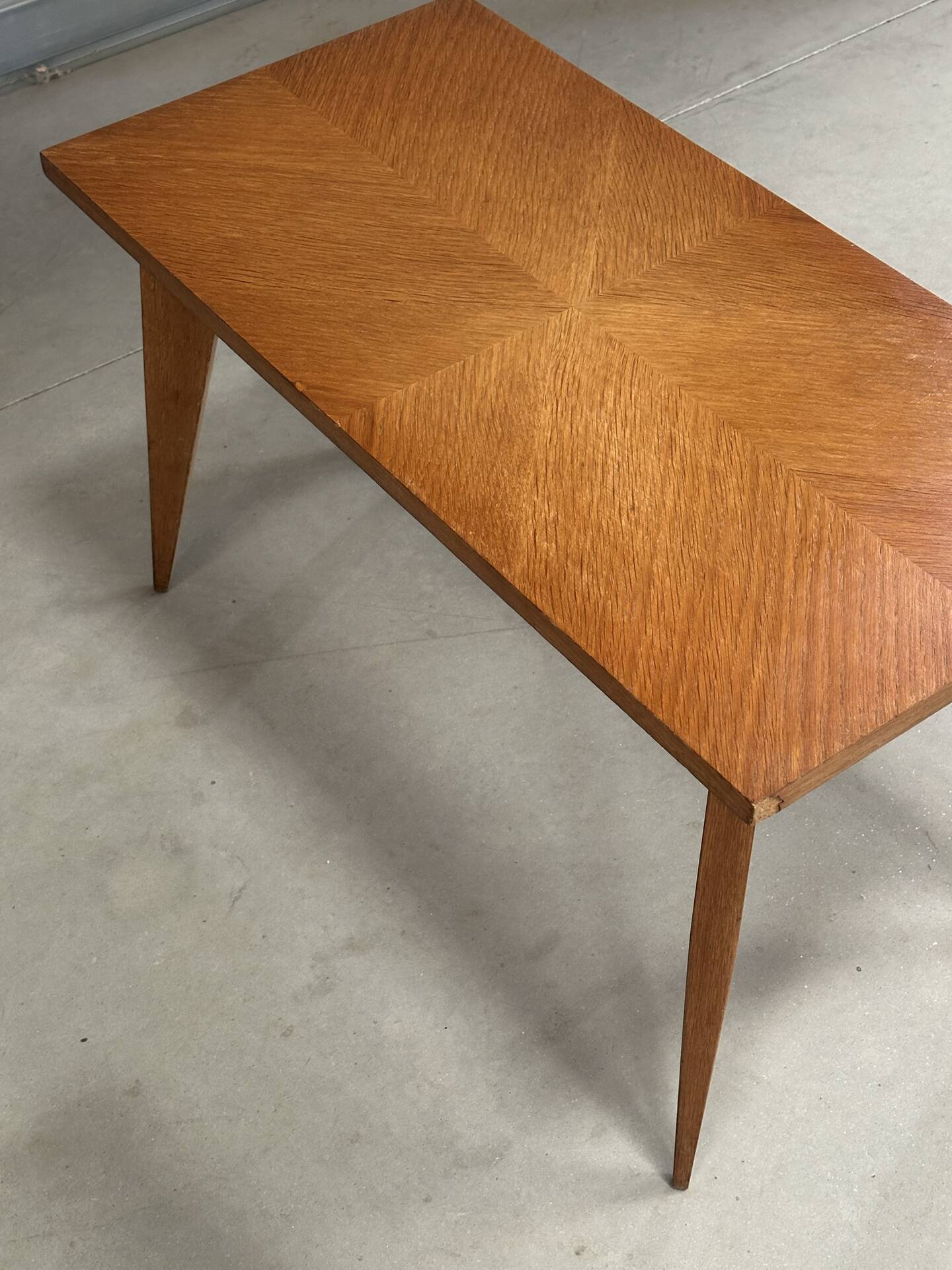 Table basse vintage années 50 pieds compas design scandinave