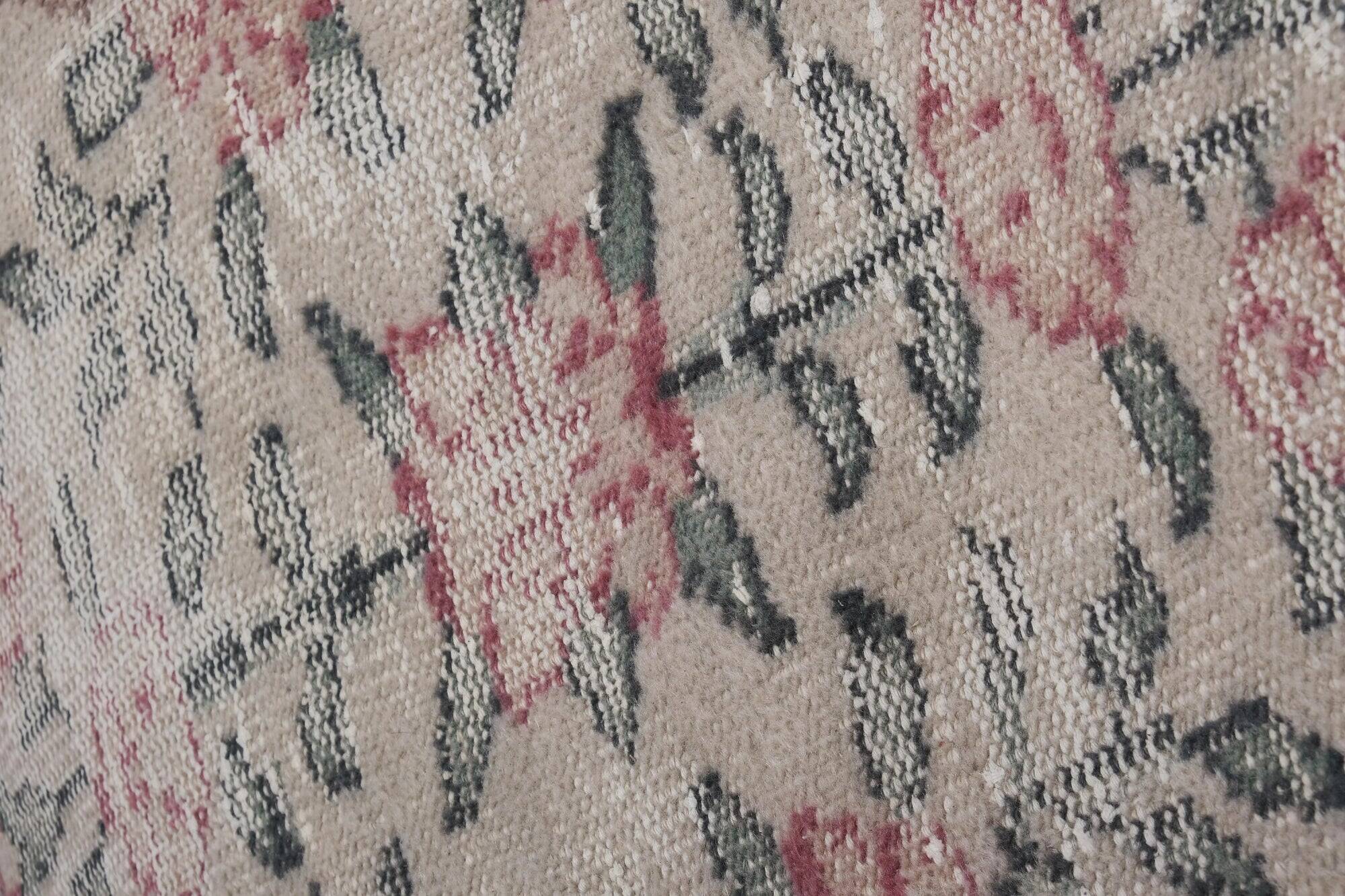 Vintage Turkish Oushak rug 188x290 cm