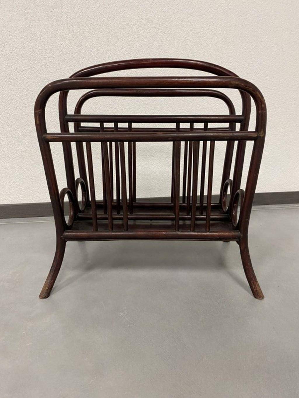 Magazine rack no. 33 by Thonet