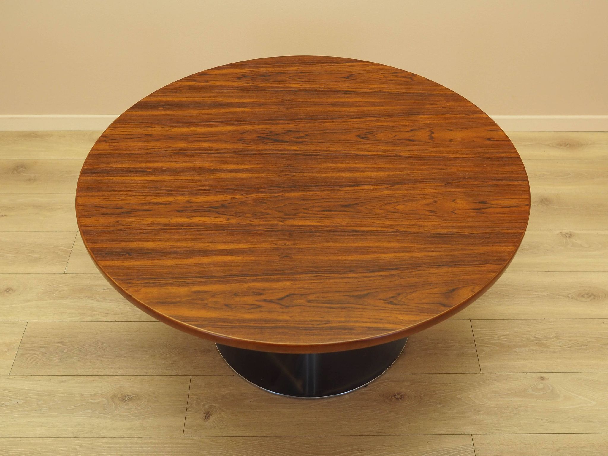 Round rosewood coffee table, Danish design, 1970s, made in Denmark