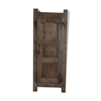 Armoire rustique