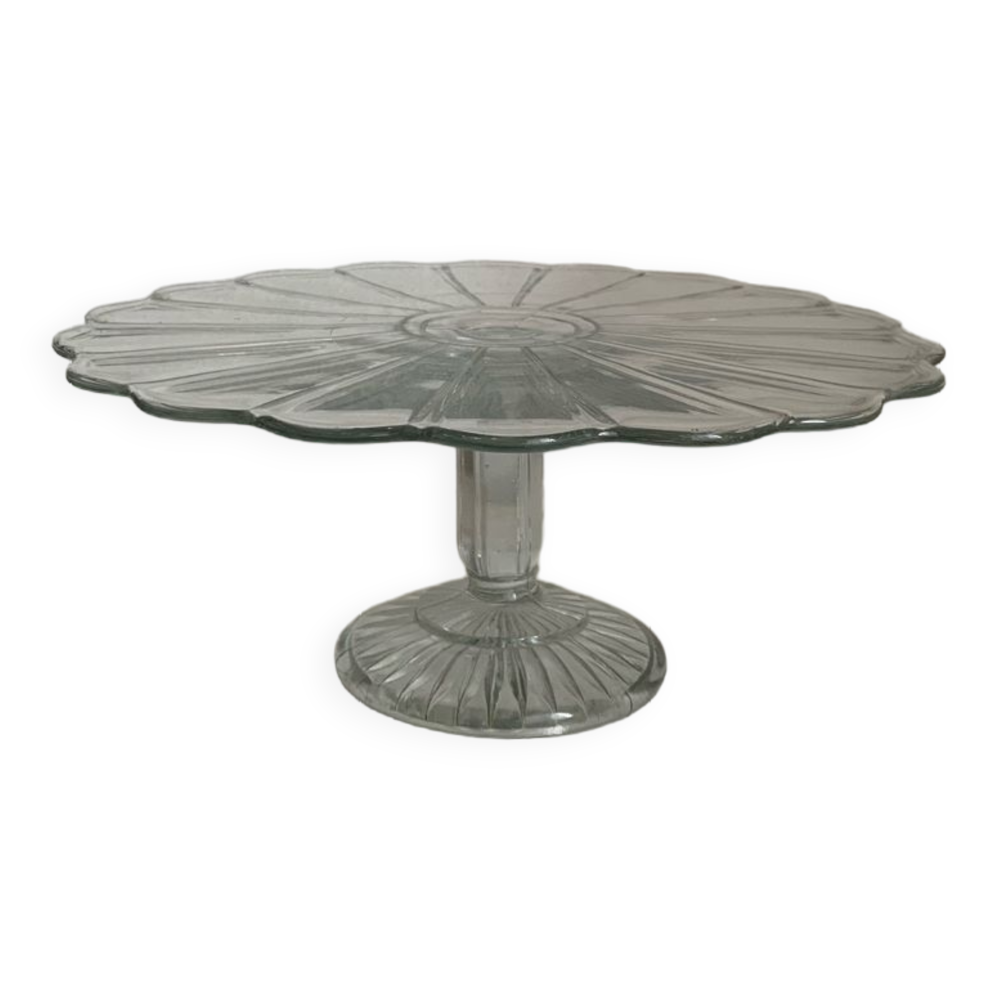 Glass cake dish