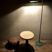 Floor lamp in brass and metal (Deknudt) vintage