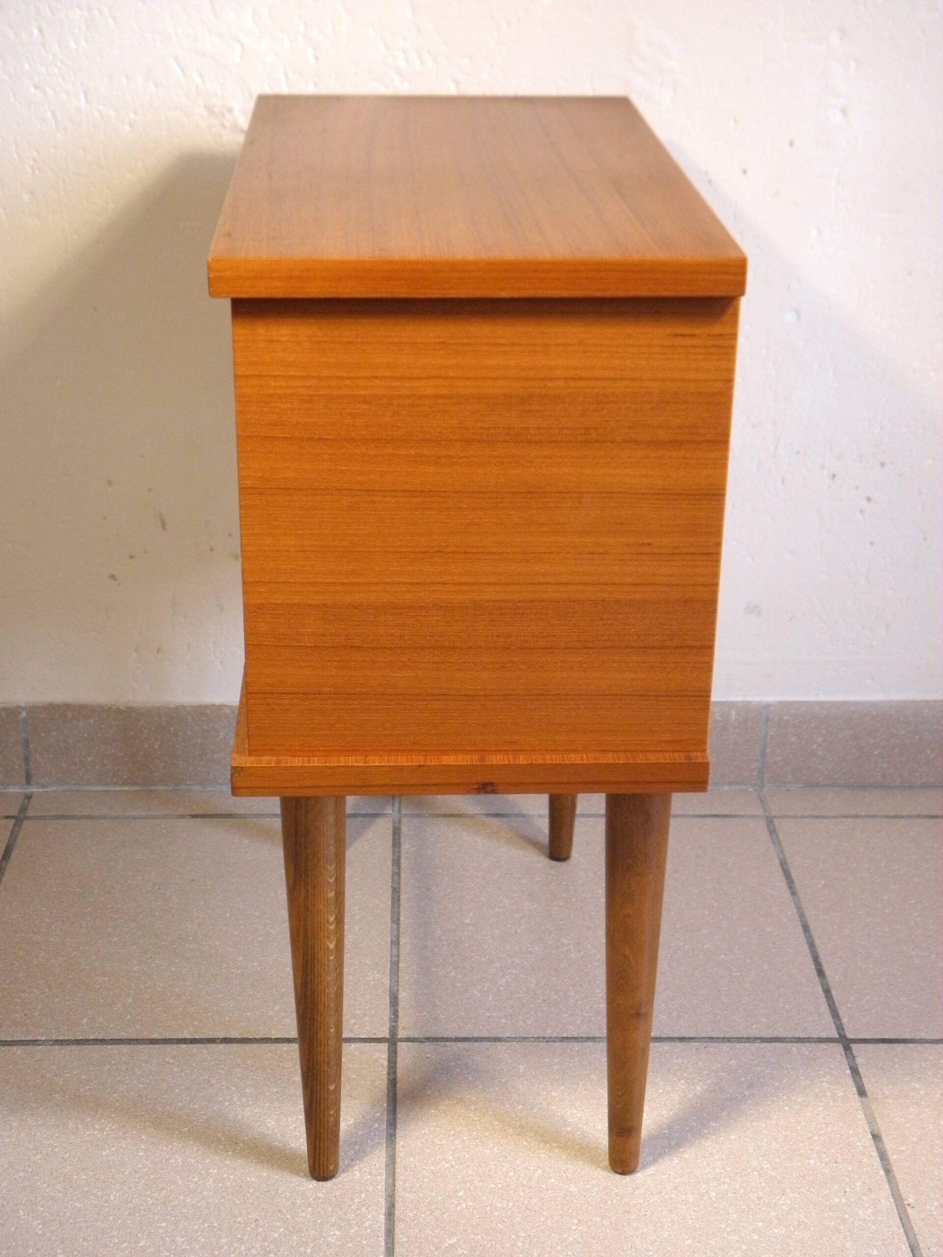 Teak bedside table years 70