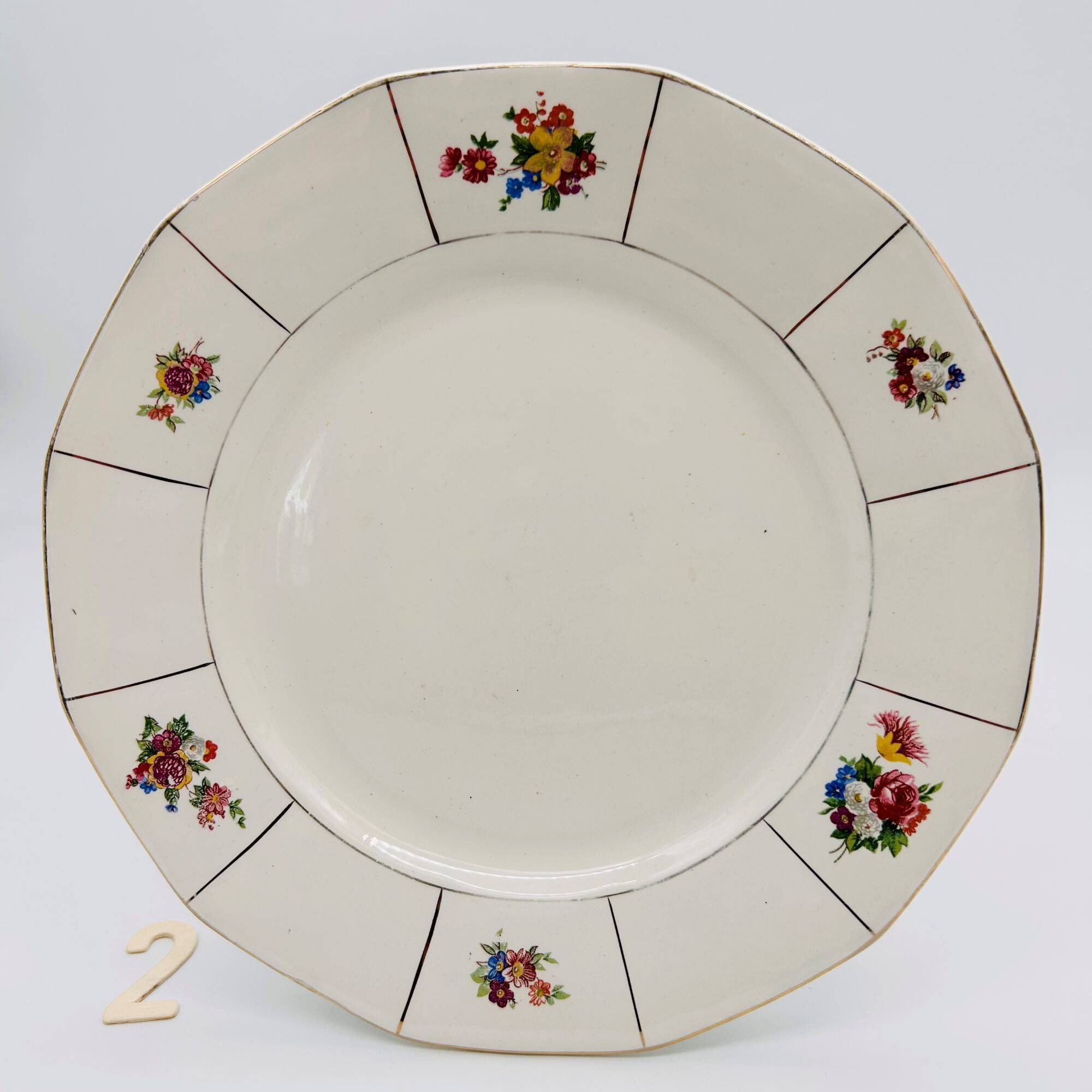 Set of 6 flat plates, Digoin & Sarreguemines. Prado model.