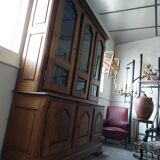 Library showcase two bodies in solid oak