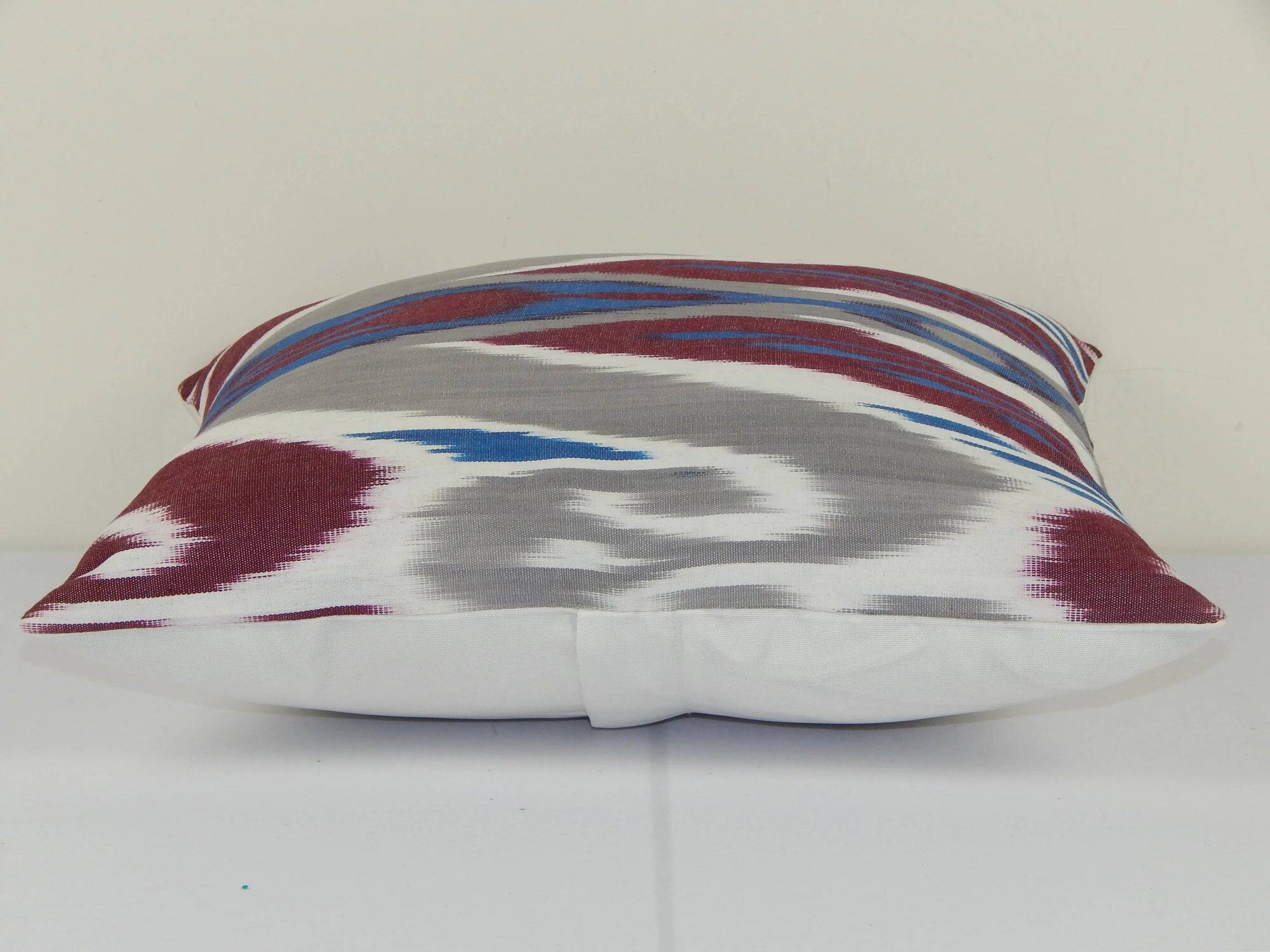 Vintage ikat cushion cover 33x38 cm