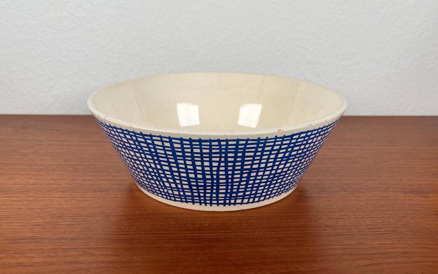 Mid-century German ceramic bowls by Limburg, 1960s, set of 3.