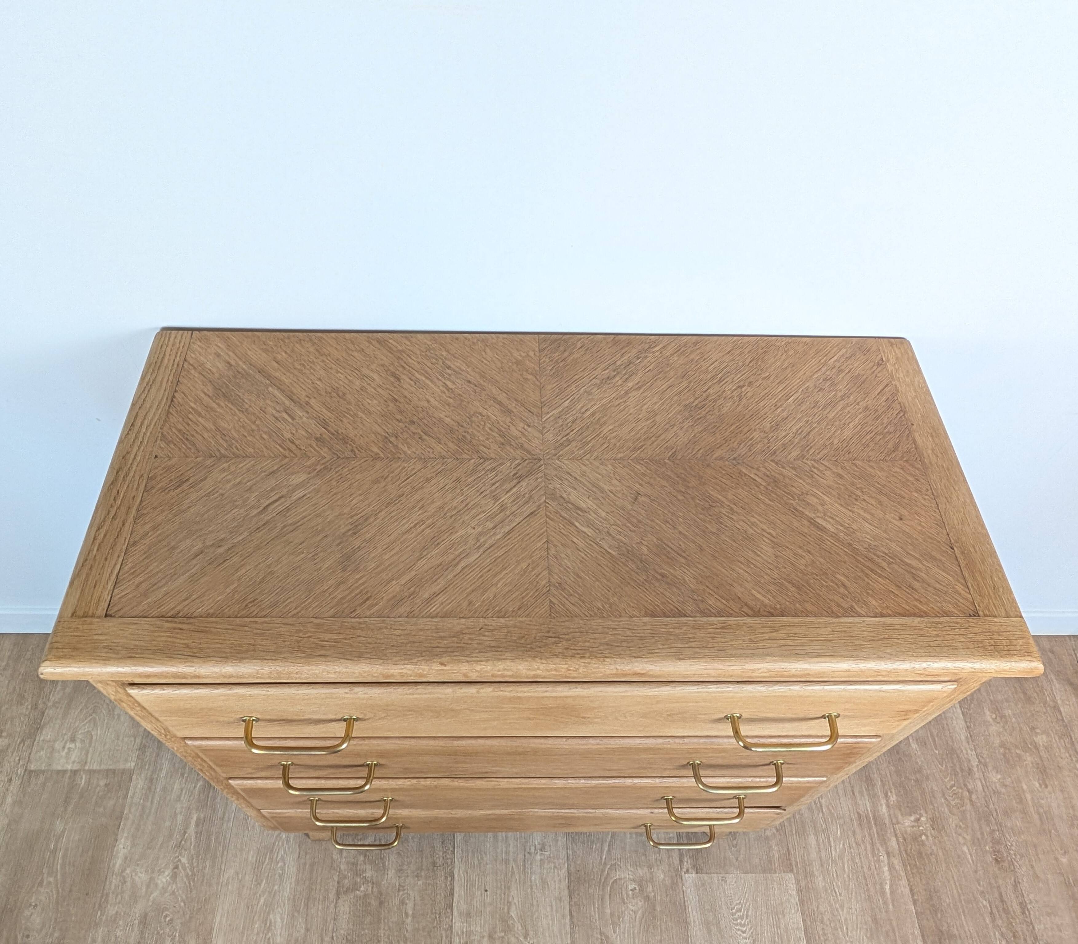 Commode en chêne vintage