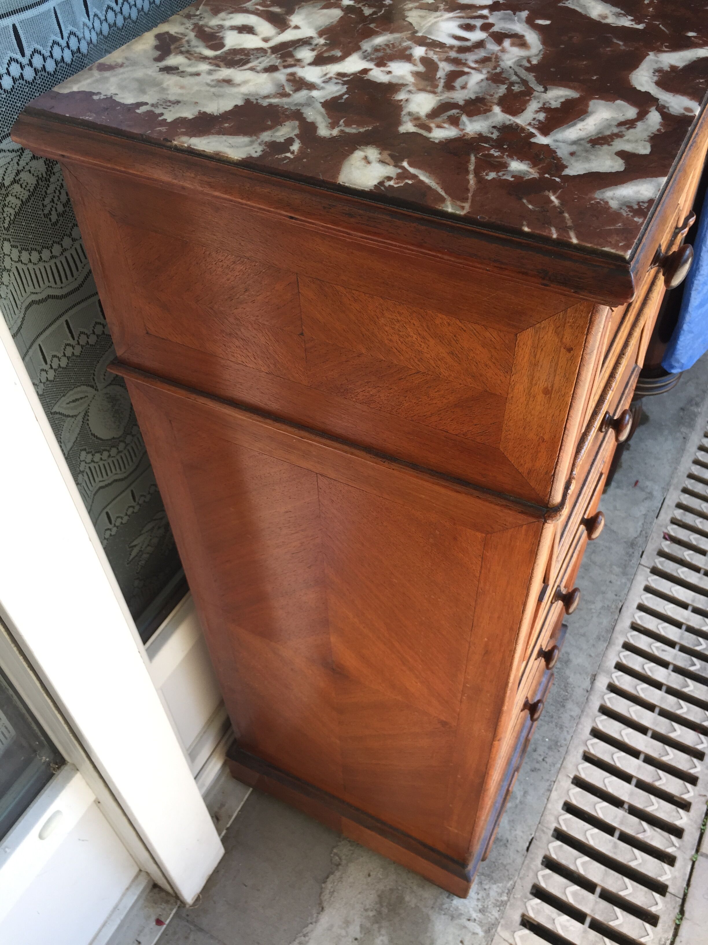 Old chest of drawers