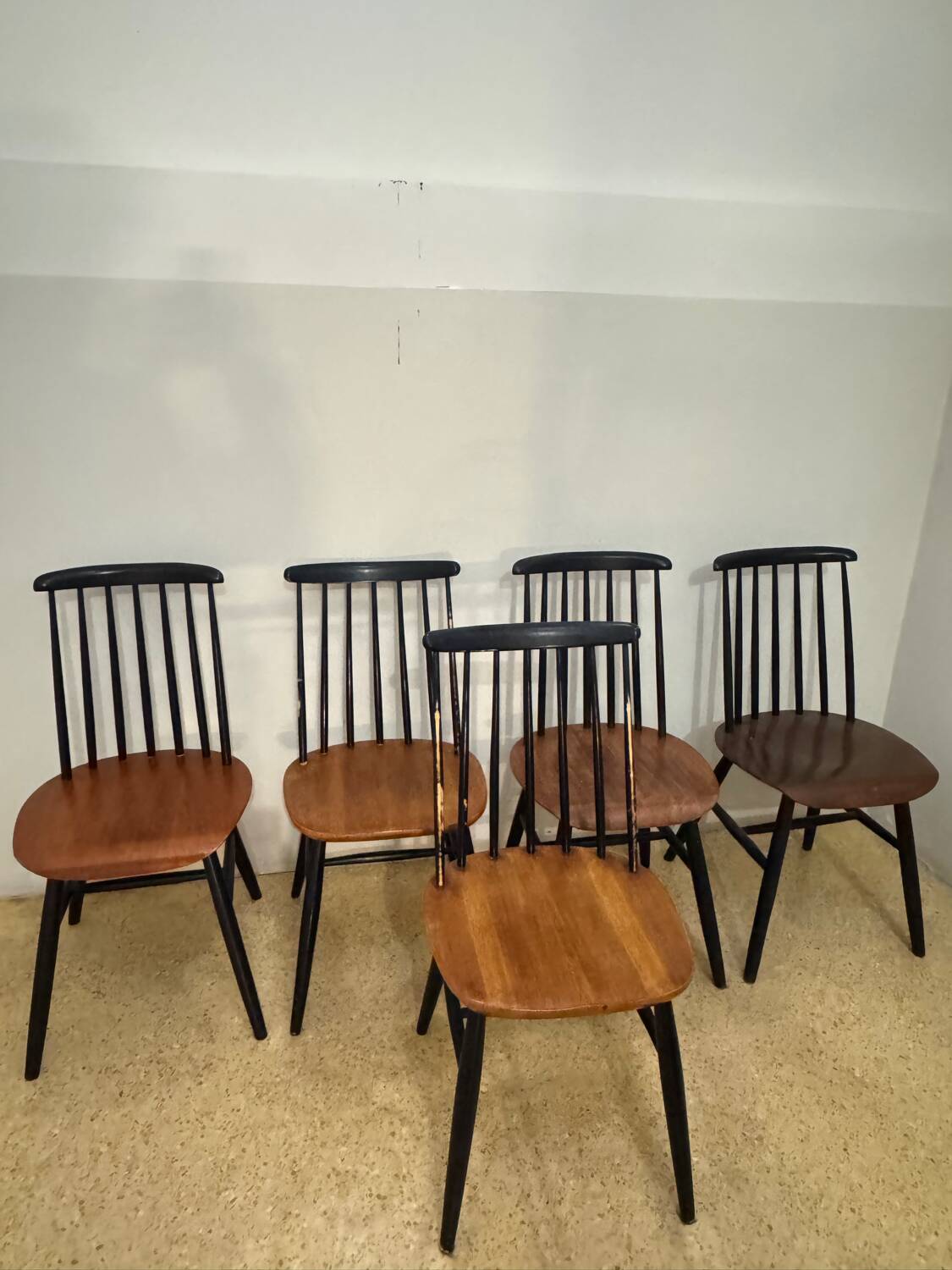 Set of 6 "Fanett" chairs by Ilmari Tapiovaara, Sweden, 1960s.