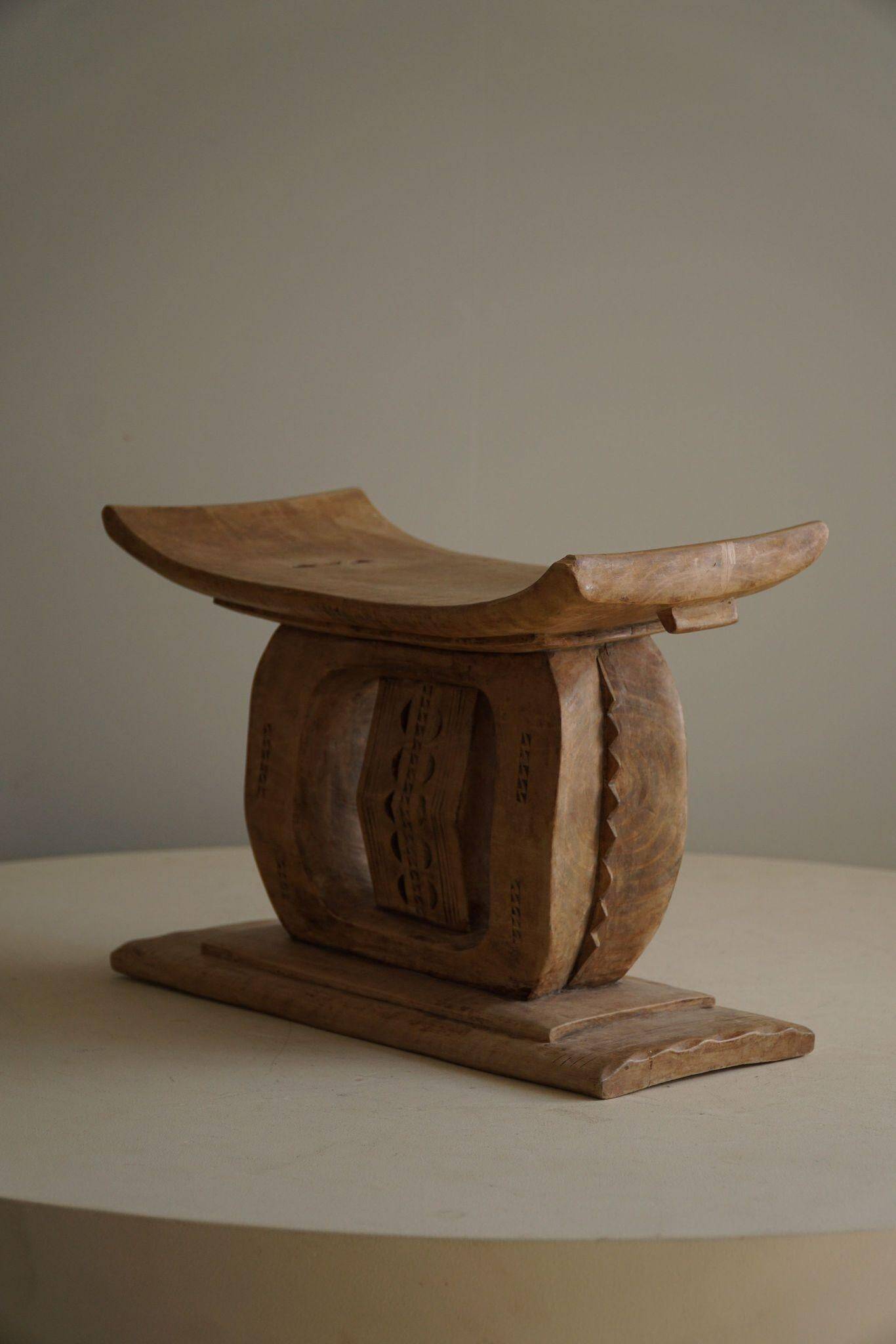 Ashanti stool, hand-carved hardwood stool from West Africa, Wabi Sabi, 20th century