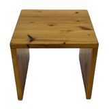 Vintage side table in Pine wood 1970s small table