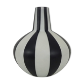 Large design vase in black and white screen-printed glass. Year 80 90