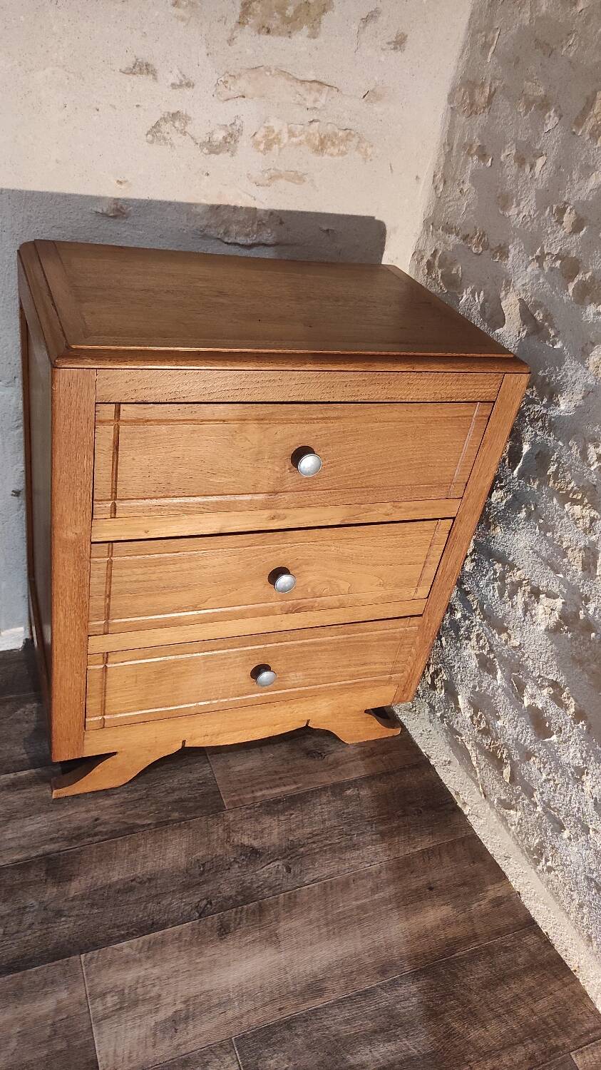 Art deco chest of drawers