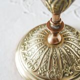 Bougeoir ancien en laiton, forme flambeau, élégance classique