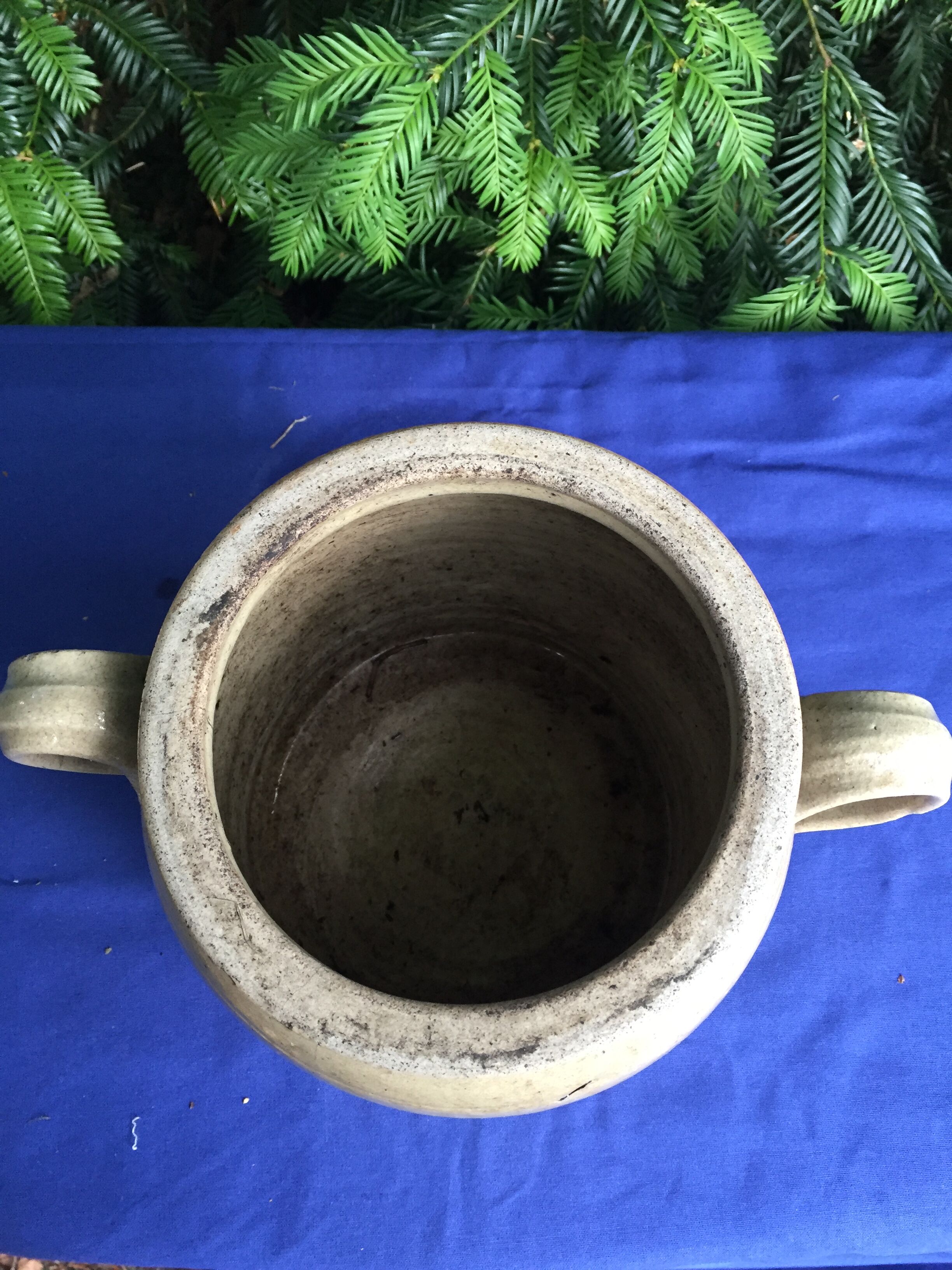 Glazed terracotta pot