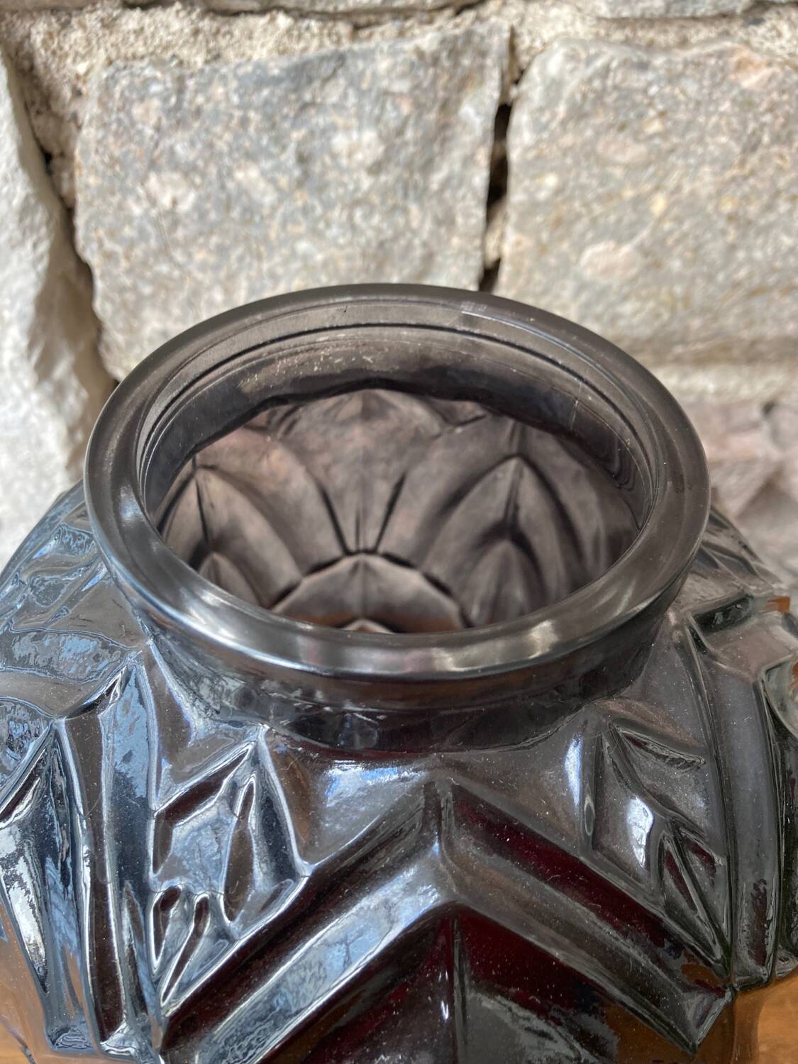 Vase style art deco gris