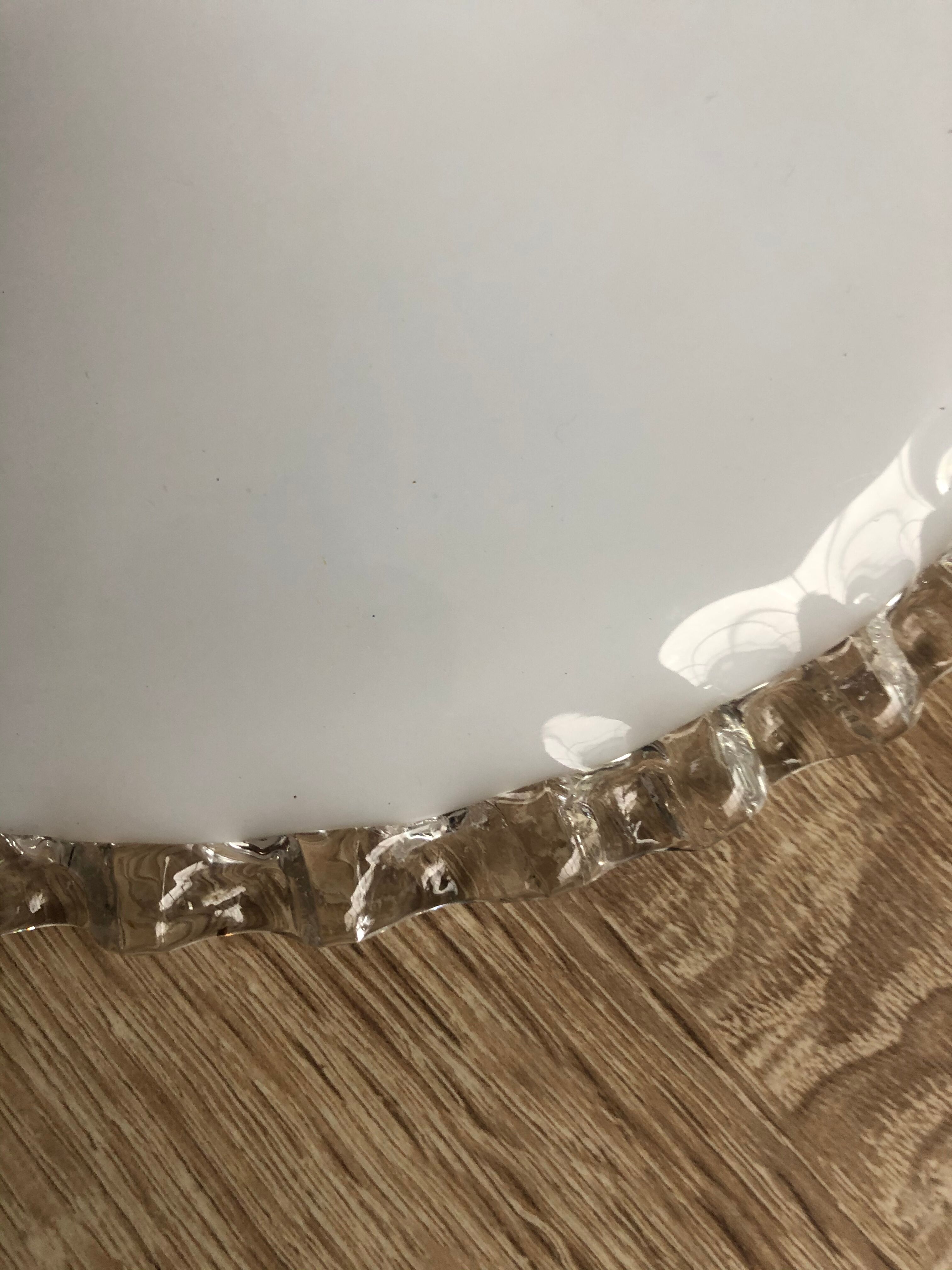 Abate day in opaline