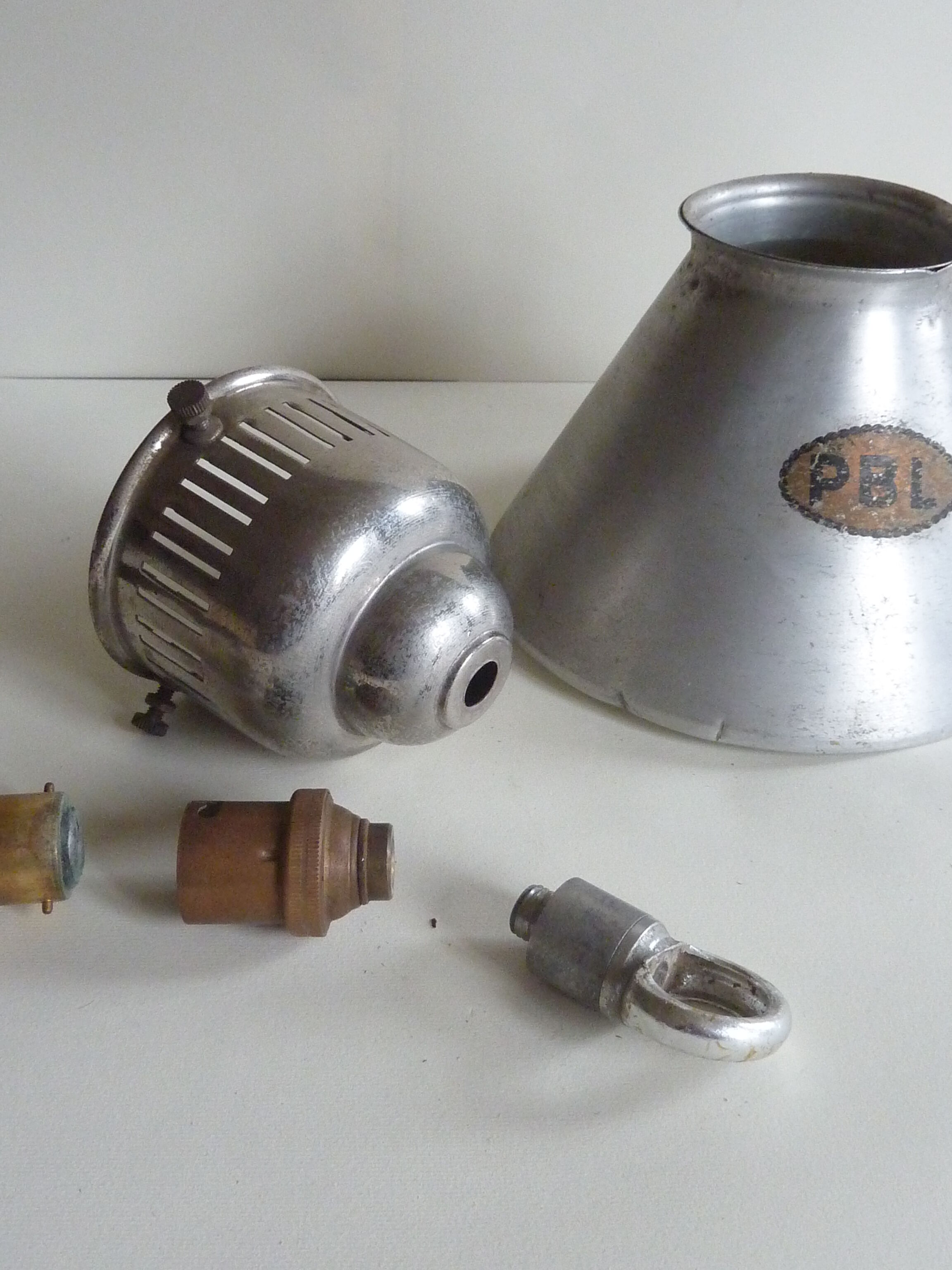 PBL industrial hanging lamp