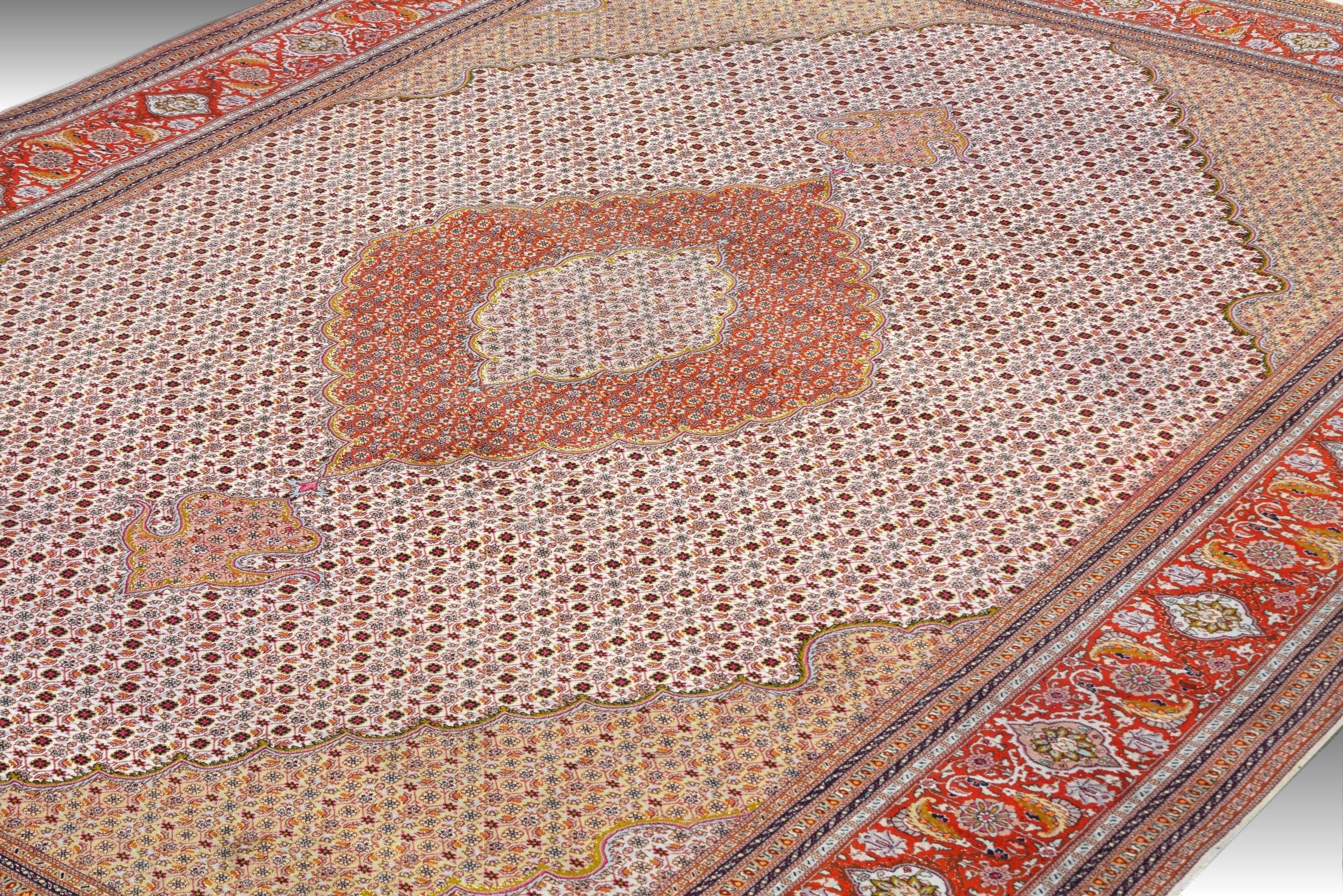 Iran Tabriz Mahi wool and silk oriental rug: 3.60 x 2.50 meters