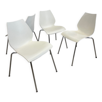 Magistretti's Maui chairs for Kartell