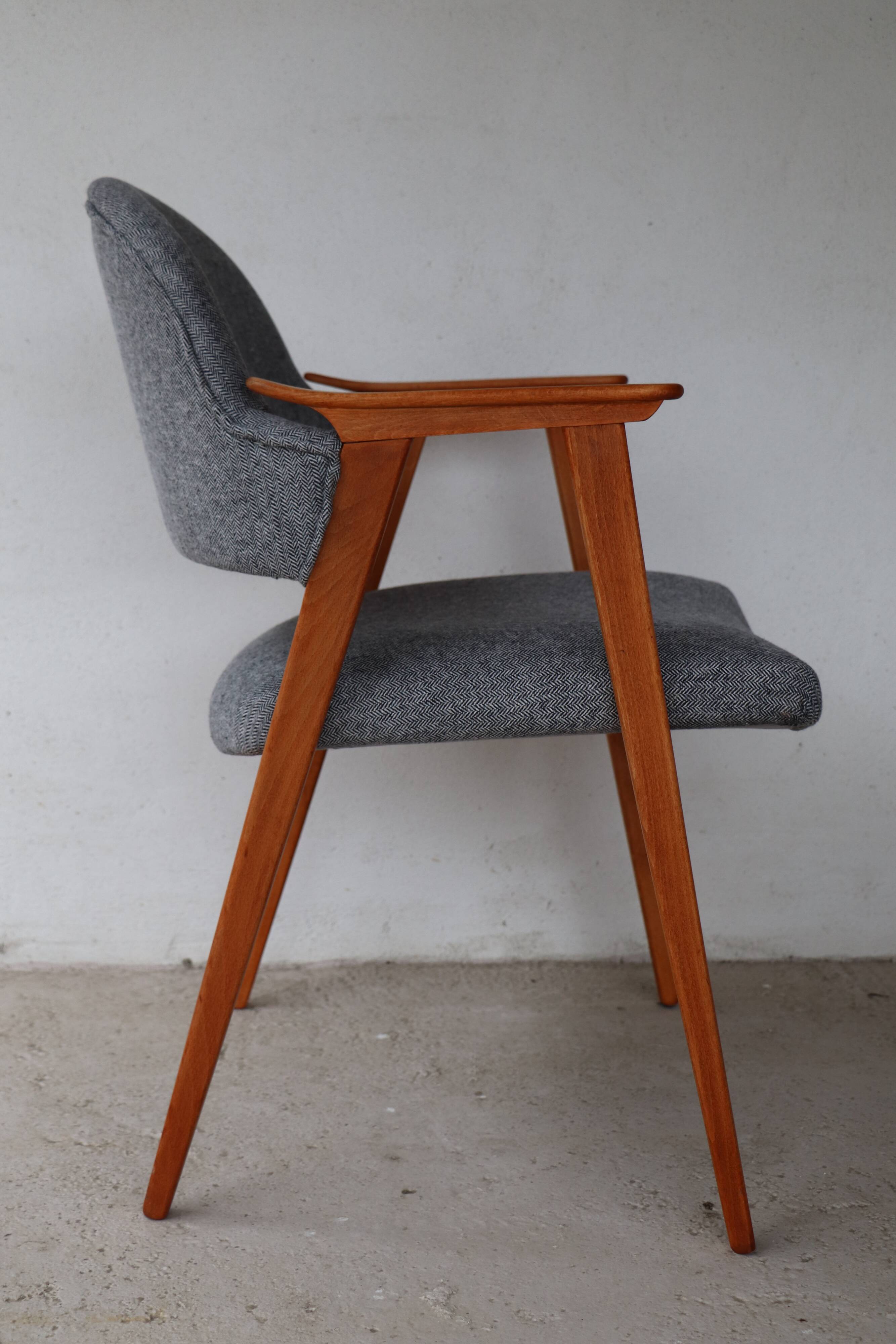 Guilleumas chair, lined