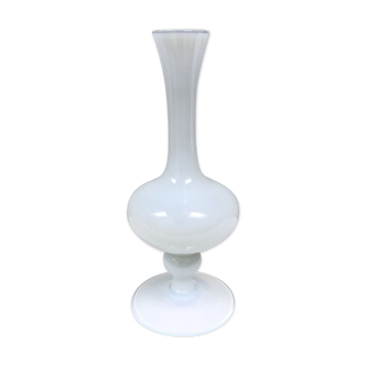 Old white soliflora vase