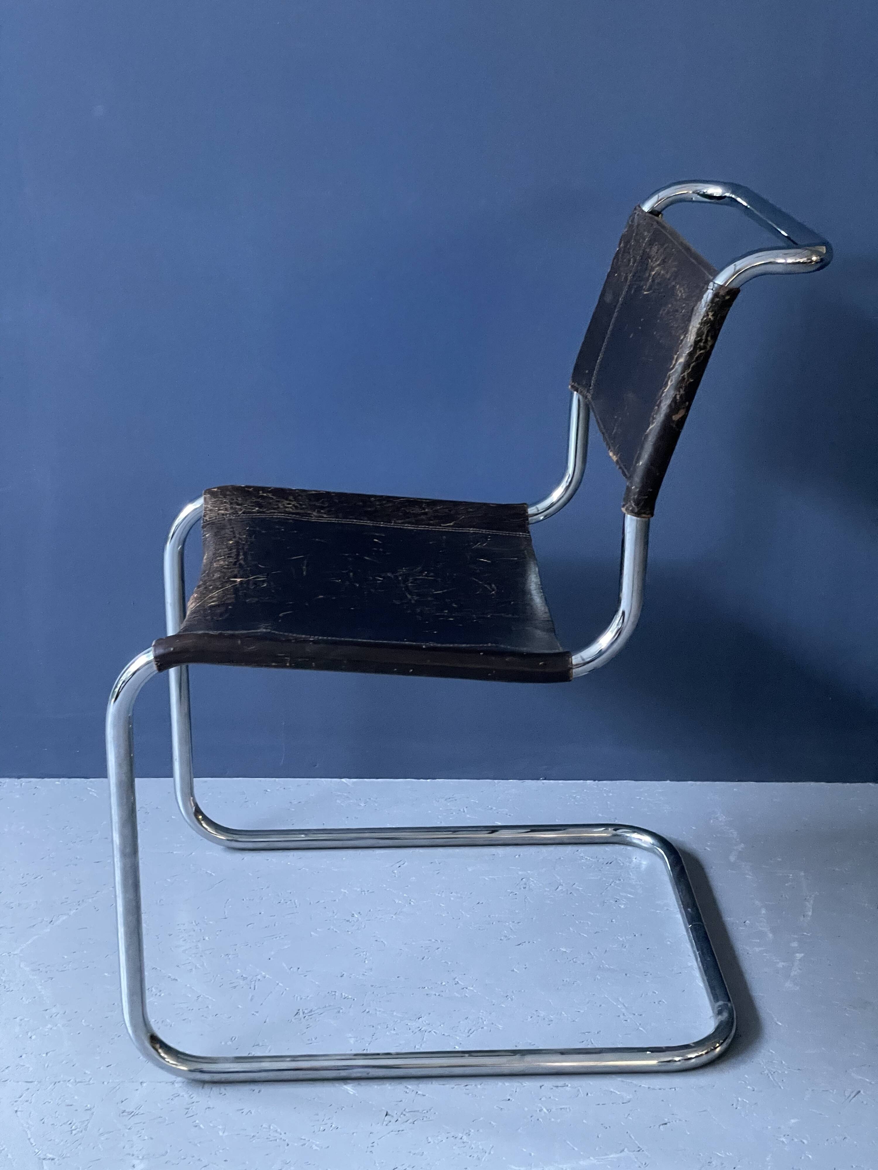 Paire de chaises Mart Stam S33