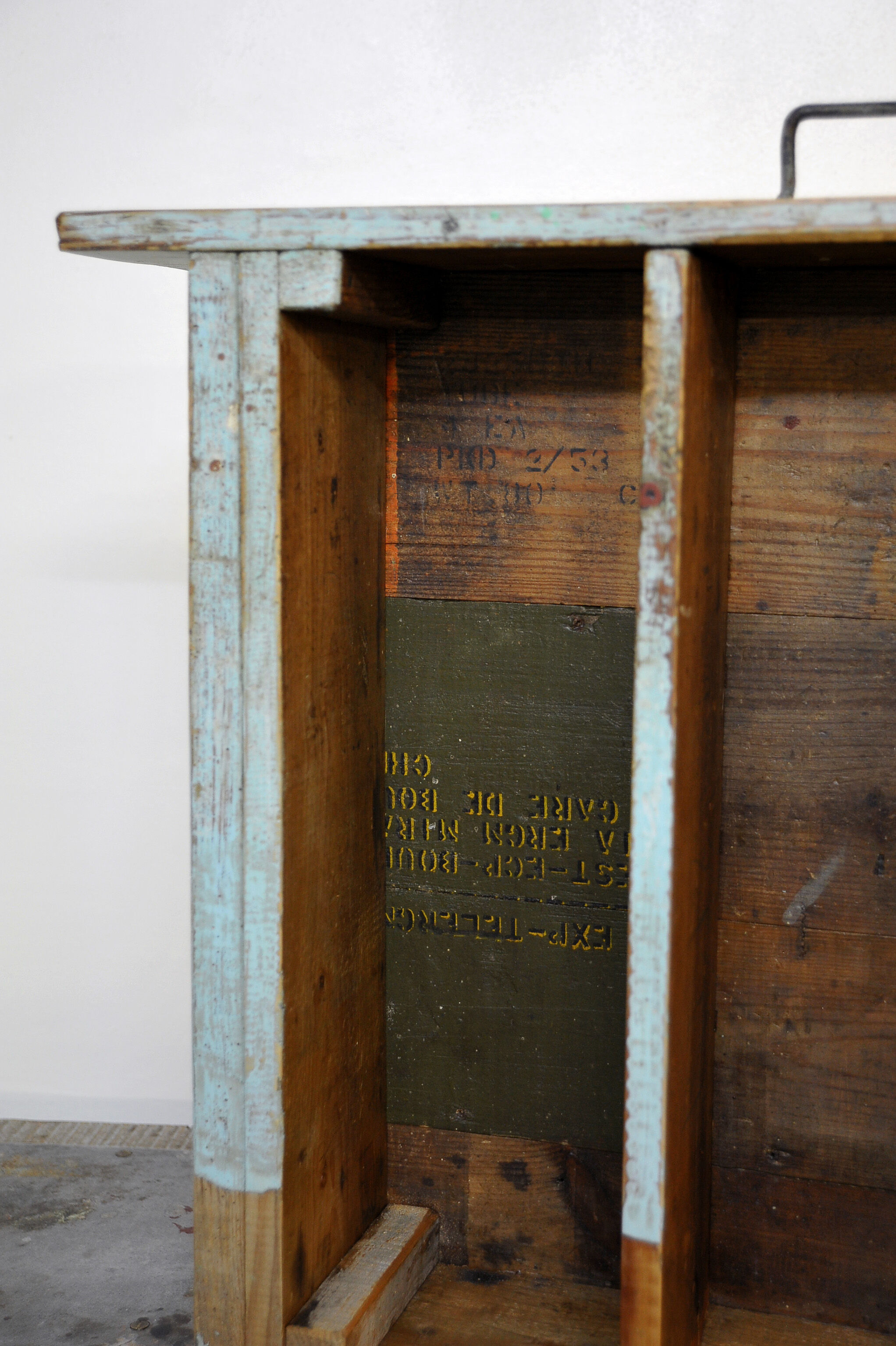 Old solid wood workbench 40/50