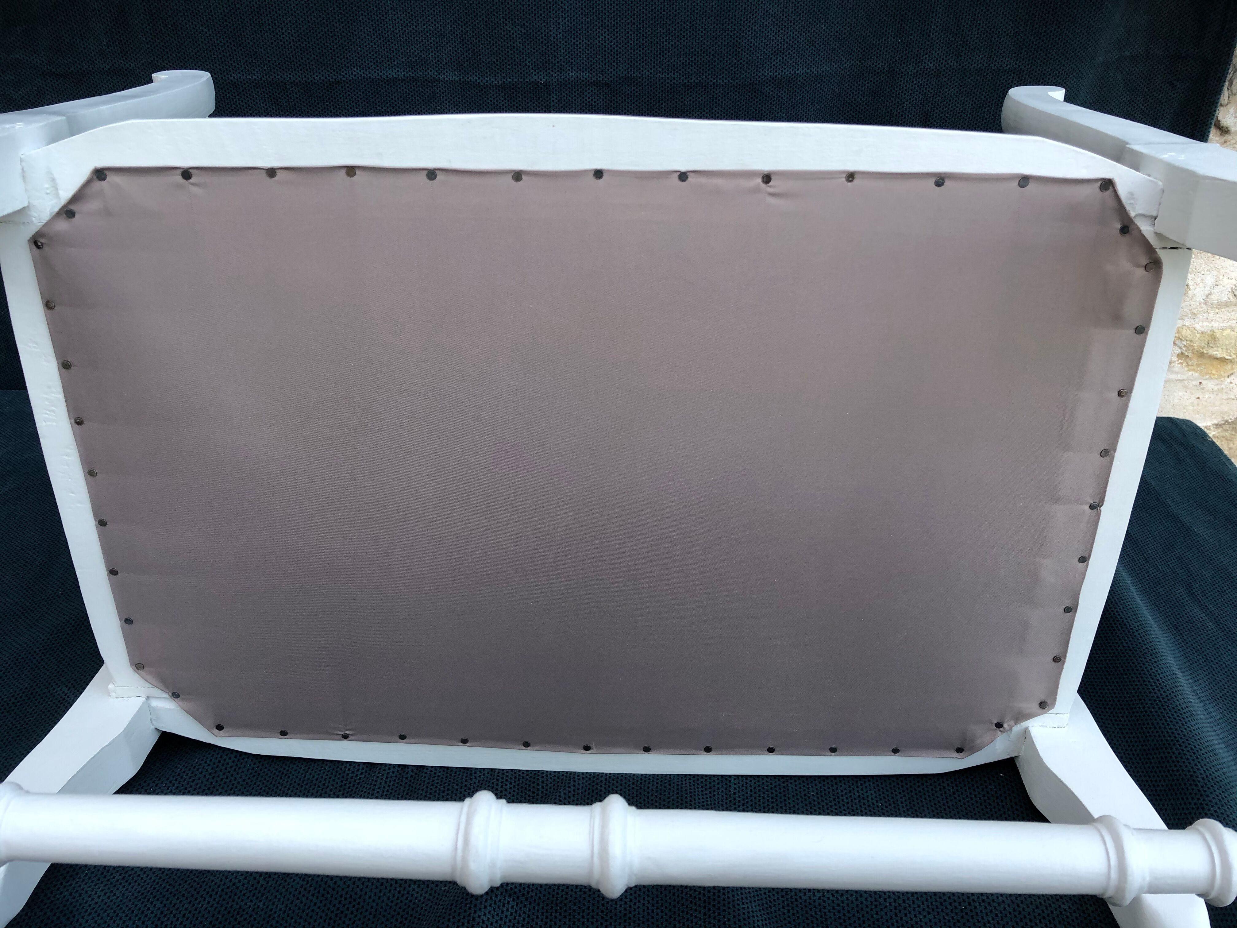 Banquette bout de lit dans l'esprit shabby chic