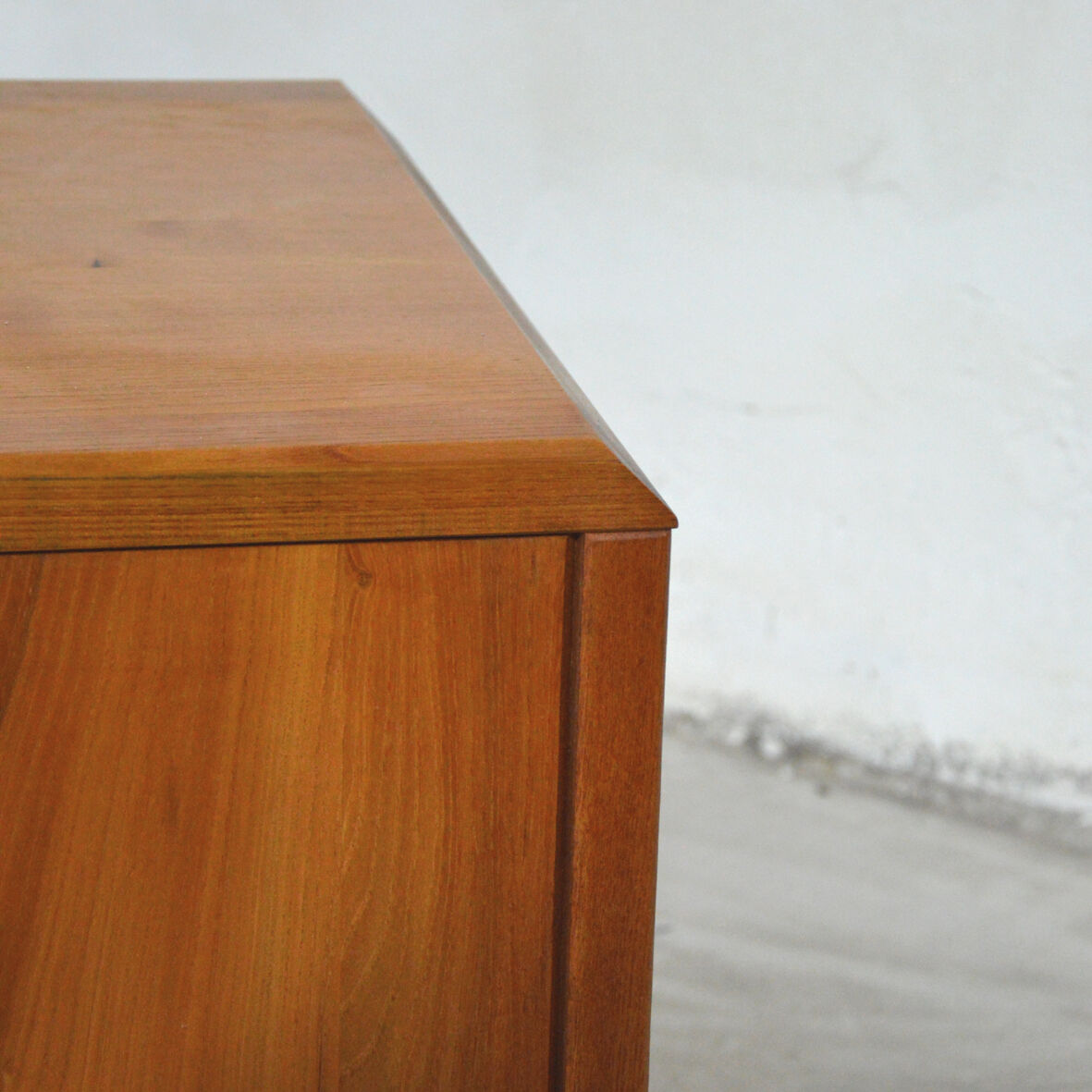 R40 sideboard by Pierre Chapo, 1970