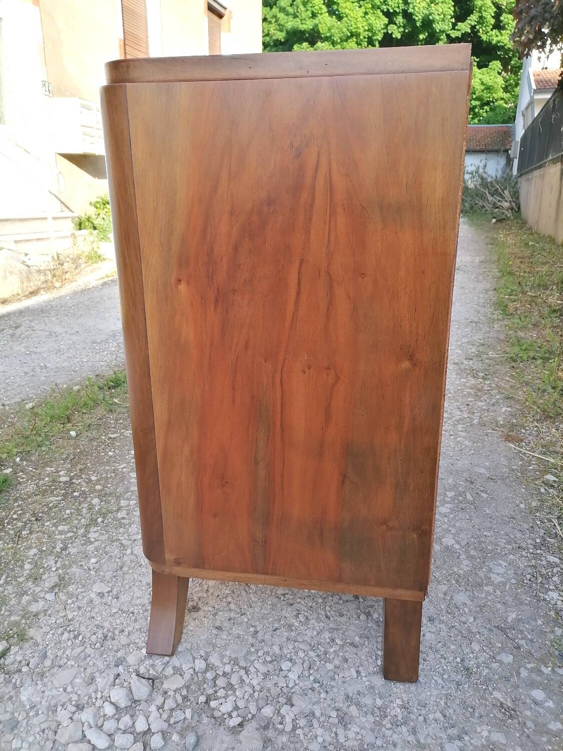 Antique chest of drawers