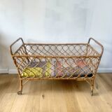 Rattan crib bed