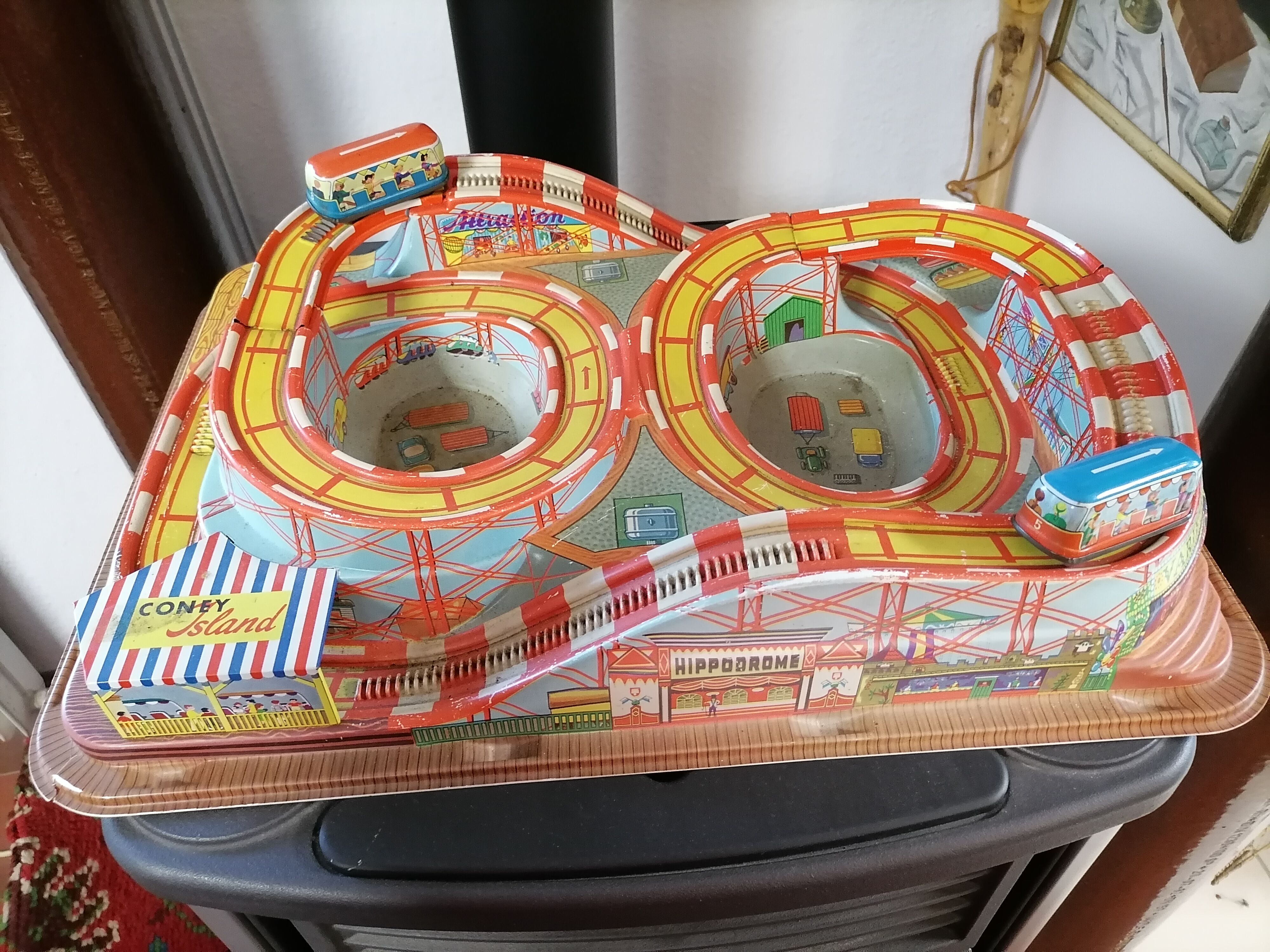 Vintage toy circuit