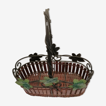 Bottle holder basket with aged metal