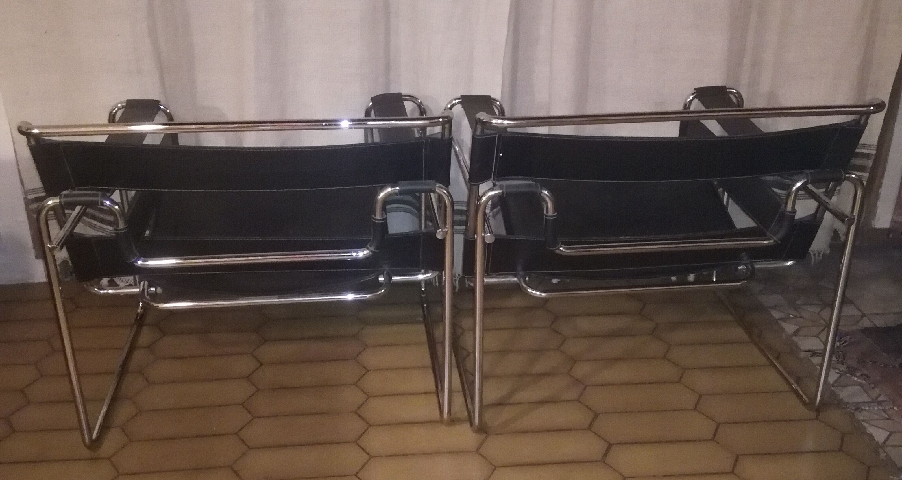 Pair of leather armchairs Breuer model B3
