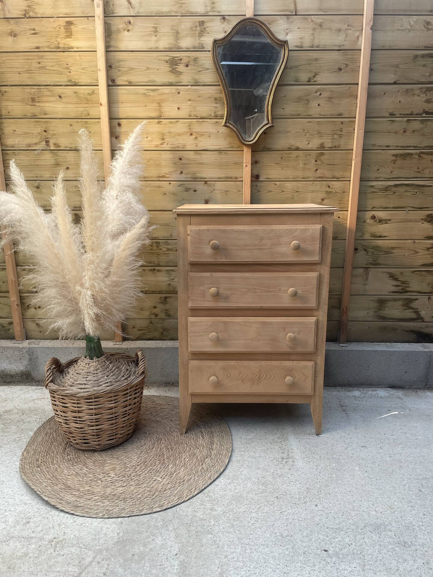 Parisian chest of drawers