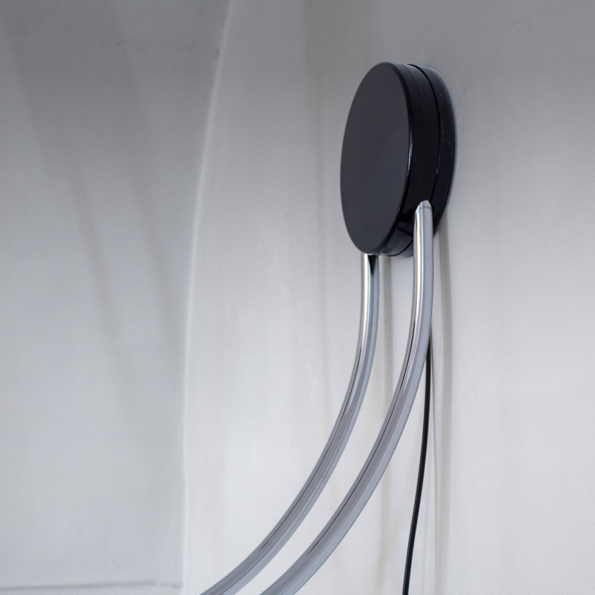 Pair of Design Wall Sconces "Gesto" , Bruno Gecchelin for Skipper, 1970s