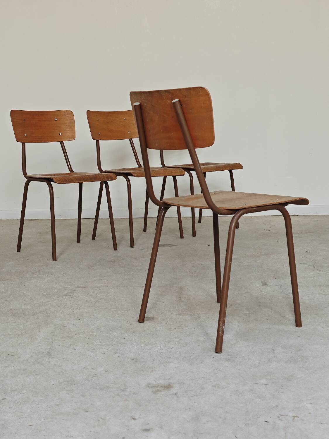 Set of 6 Czech school chairs in metal and wood, Kovona bistro style.