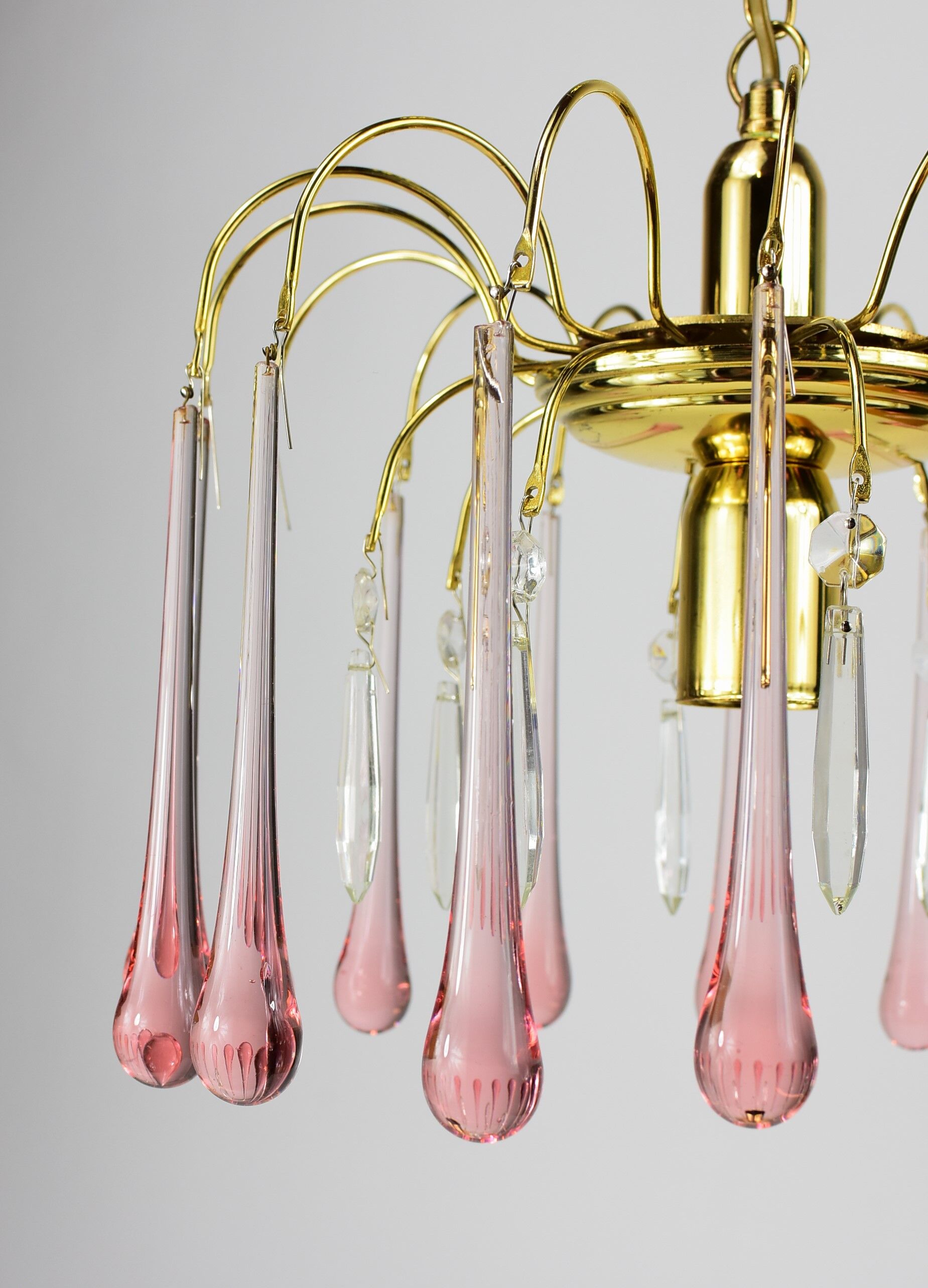 Chandelier pampilles pearl pink.